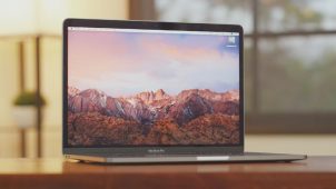 Spesifikasi Macbook Pro Touch Bar 13 Inch 2016 Core i5 MLH12